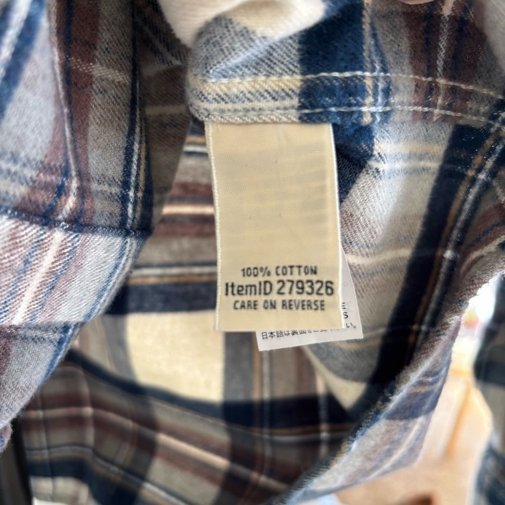 L.L. Bean Navy/Cream Plaid Button Down Flannel Women’s M Petite 100% Cotton - Picture 10 of 10